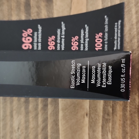 it Cosmetics Superhero mascara - Picture 2 of 5